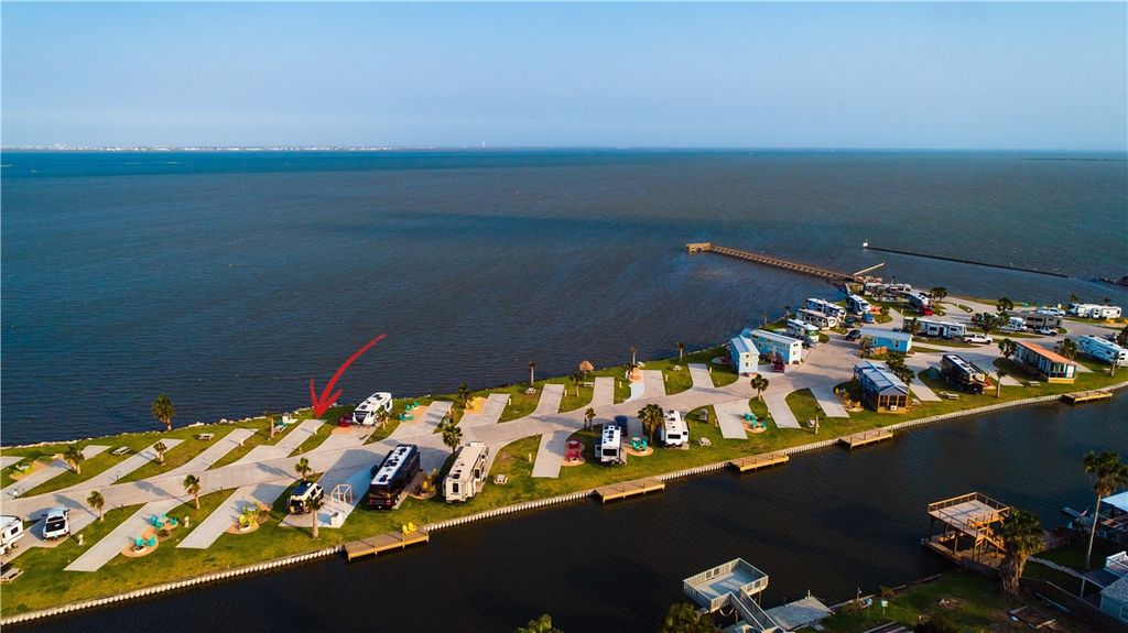 101 Caribbean Dr 50, Corpus Christi, TX 78418 — photo 3
