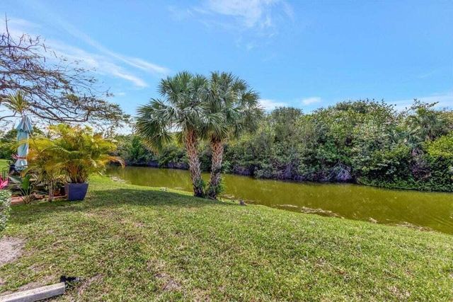 27 Camden B, West Palm Beach, FL 33417