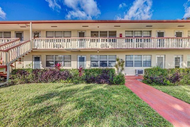 27 Camden B, West Palm Beach, FL 33417