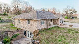 107 North Spring Street, Cassville, MO 65625