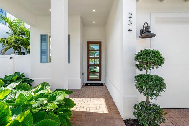 234 NE 12th Street, Delray Beach, FL 33444