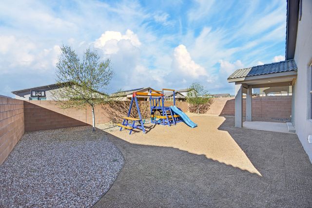 6972 Dusty Drive NE, Rio Rancho, NM 87144