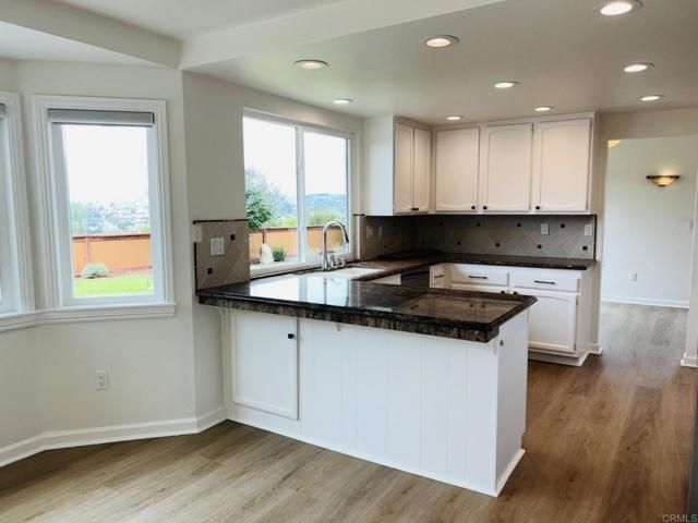 1420 Tres Hermanas Way, Encinitas, CA 92024