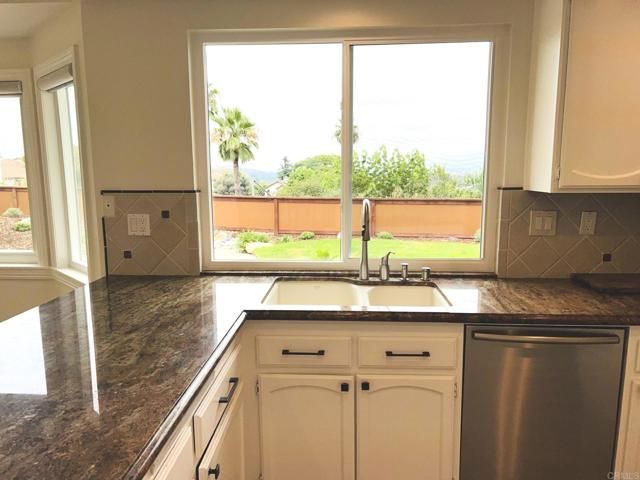 1420 Tres Hermanas Way, Encinitas, CA 92024