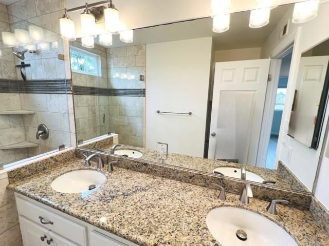 1420 Tres Hermanas Way, Encinitas, CA 92024