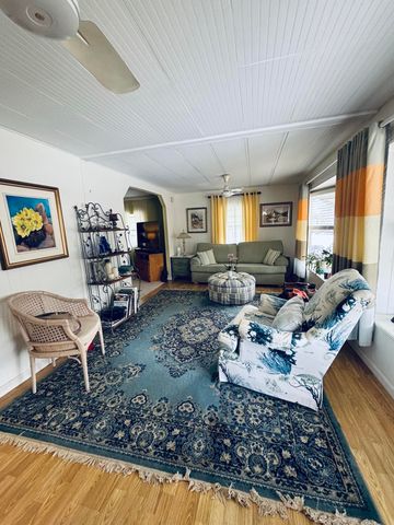 1 W Caribbean, Port St. Lucie, Port St Lucie, FL 34952