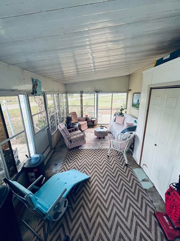 1 W Caribbean, Port St. Lucie, Port St Lucie, FL 34952