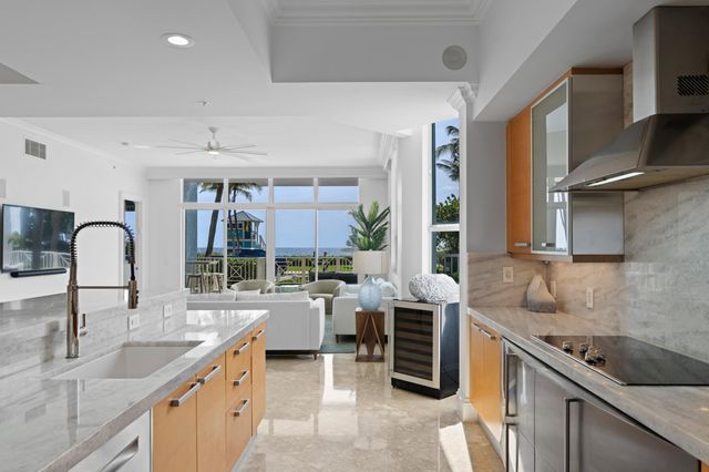 701 SE 21st Avenue 109, Deerfield Beach, FL 33441