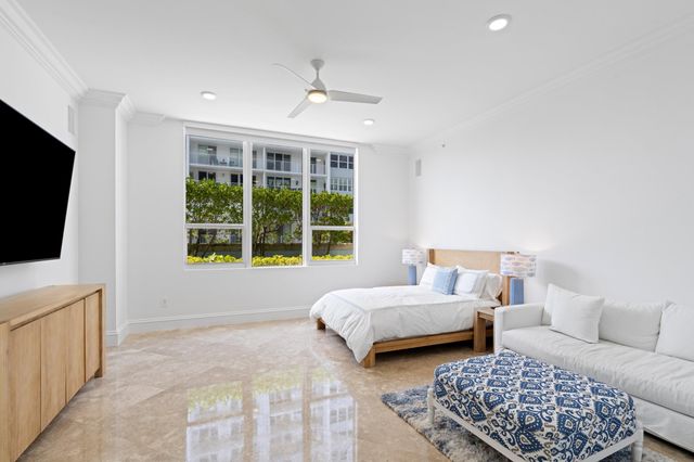 701 SE 21st Avenue 109, Deerfield Beach, FL 33441