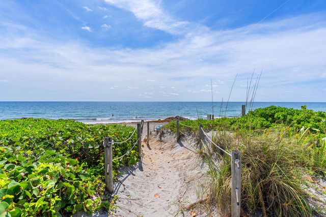 701 SE 21st Avenue 109, Deerfield Beach, FL 33441