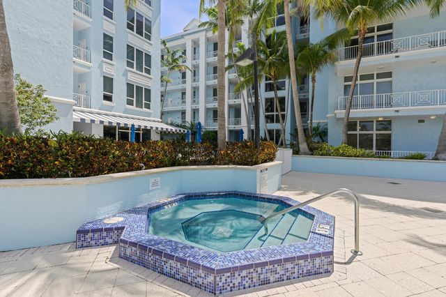 701 SE 21st Avenue 109, Deerfield Beach, FL 33441