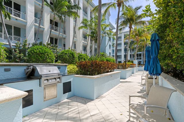 701 SE 21st Avenue 109, Deerfield Beach, FL 33441