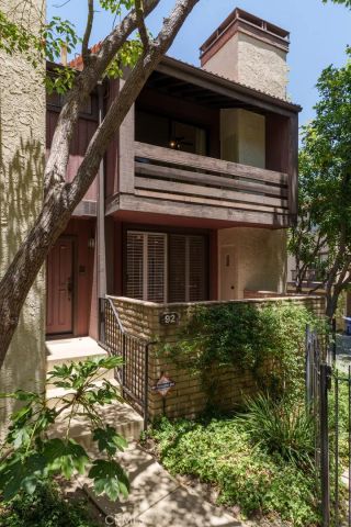 21930 Marylee Street 92, Woodland Hills, CA 91367