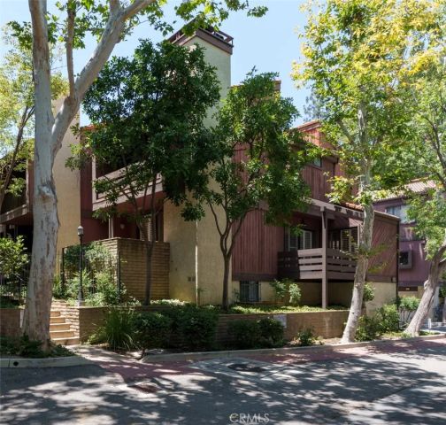 21930 Marylee Street 92, Woodland Hills, CA 91367