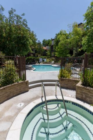 21930 Marylee Street 92, Woodland Hills, CA 91367