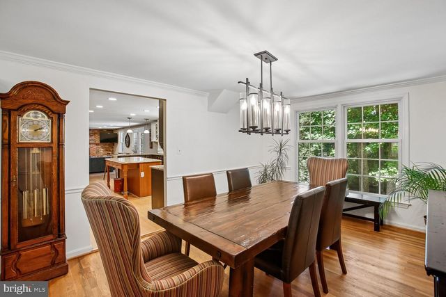 11303 HOUNDS WAY, North Bethesda, MD 20852