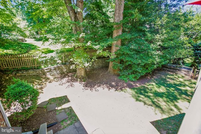 11303 HOUNDS WAY, North Bethesda, MD 20852