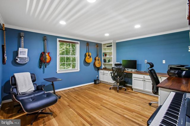 11303 HOUNDS WAY, North Bethesda, MD 20852