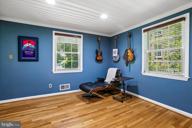 11303 HOUNDS WAY, North Bethesda, MD 20852
