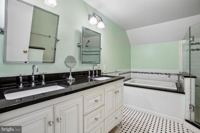 11303 HOUNDS WAY, North Bethesda, MD 20852