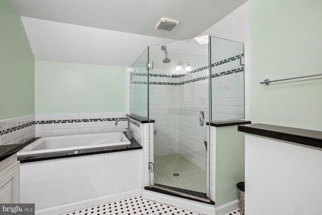 11303 HOUNDS WAY, North Bethesda, MD 20852