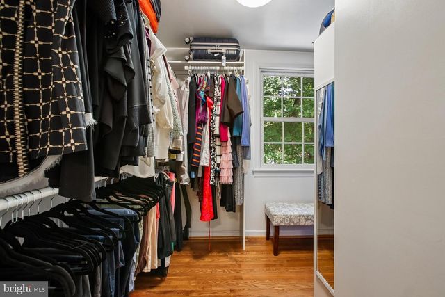 11303 HOUNDS WAY, North Bethesda, MD 20852