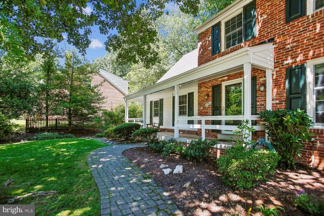 11303 HOUNDS WAY, North Bethesda, MD 20852