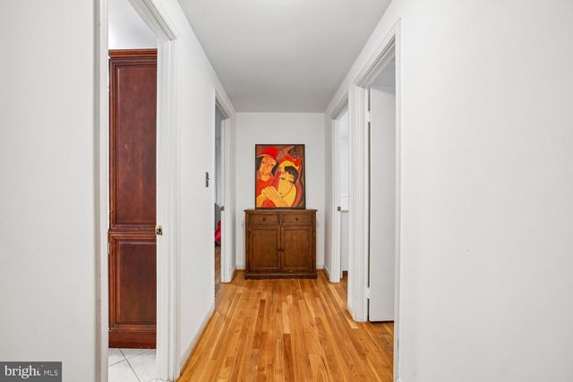 11303 HOUNDS WAY, North Bethesda, MD 20852