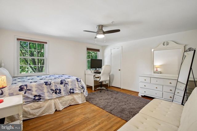 11303 HOUNDS WAY, North Bethesda, MD 20852