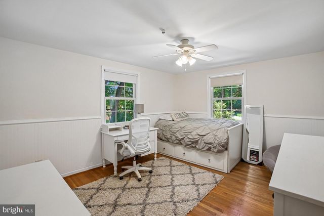 11303 HOUNDS WAY, North Bethesda, MD 20852