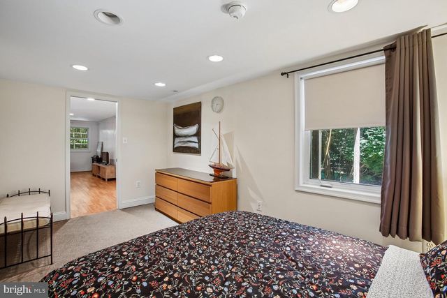 11303 HOUNDS WAY, North Bethesda, MD 20852