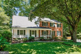 11303 HOUNDS WAY, North Bethesda, MD 20852