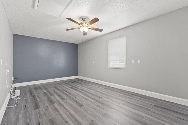 5510 Sunset Blvd, Fort Pierce, FL 34982