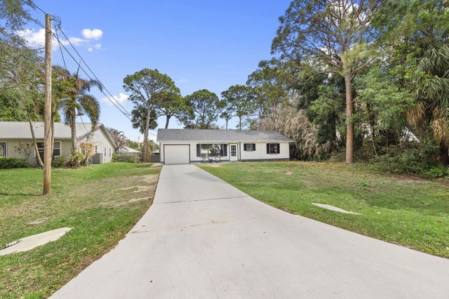 5510 Sunset Blvd, Fort Pierce, FL 34982