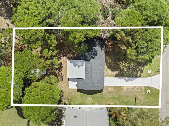 5510 Sunset Blvd, Fort Pierce, FL 34982