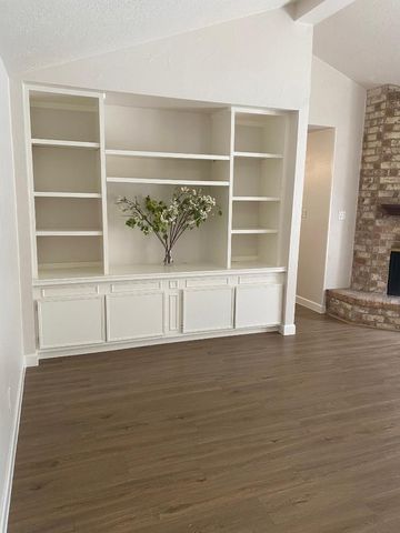 12374 Westella Drive, Houston, TX 77077