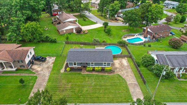 150 Rocky Ford Road, Rossville, GA 30741