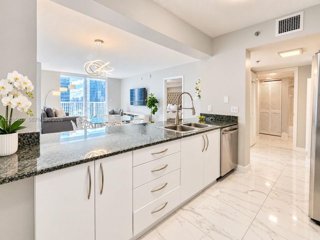 1200 Brickell Bay Drive PH4103, Miami, FL 33131