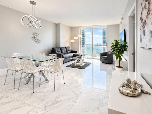 1200 Brickell Bay Drive PH4103, Miami, FL 33131