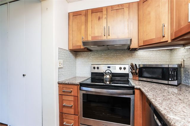 430 Keoniana Street 1307, Honolulu, HI 96815