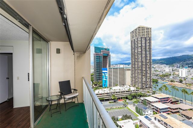 430 Keoniana Street 1307, Honolulu, HI 96815