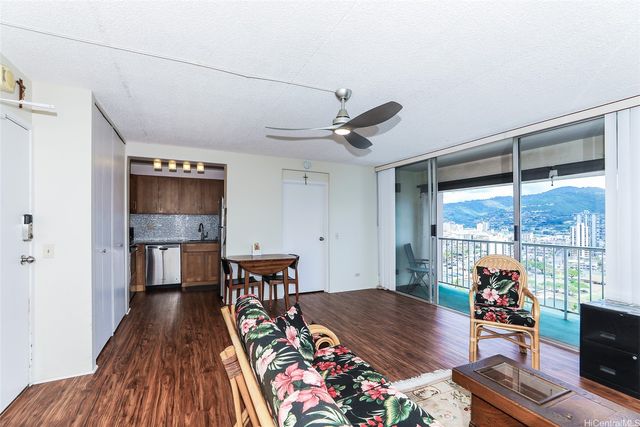 430 Keoniana Street 1307, Honolulu, HI 96815
