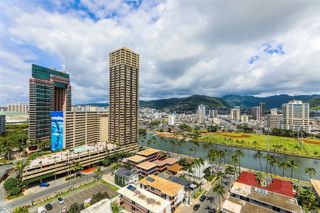 430 Keoniana Street 1307, Honolulu, HI 96815