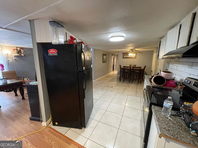 110 Knottingham Court, Stockbridge, GA 30281
