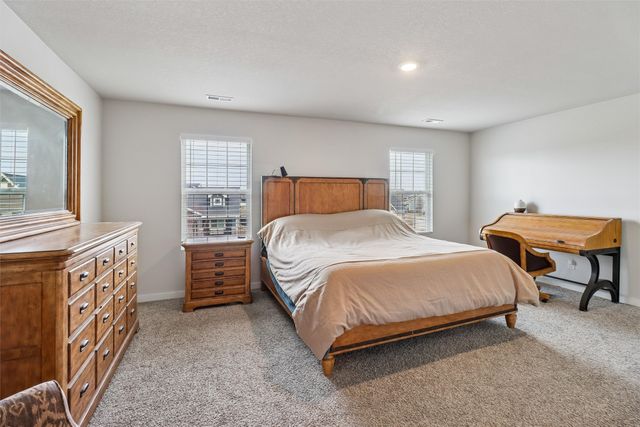 2705 SW 21st Circle, Ankeny, IA 50023