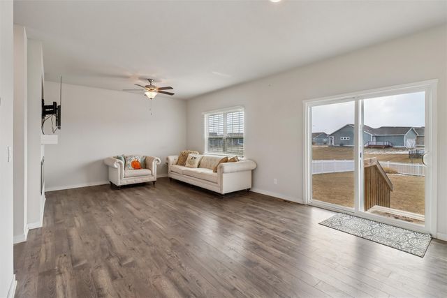 2705 SW 21st Circle, Ankeny, IA 50023