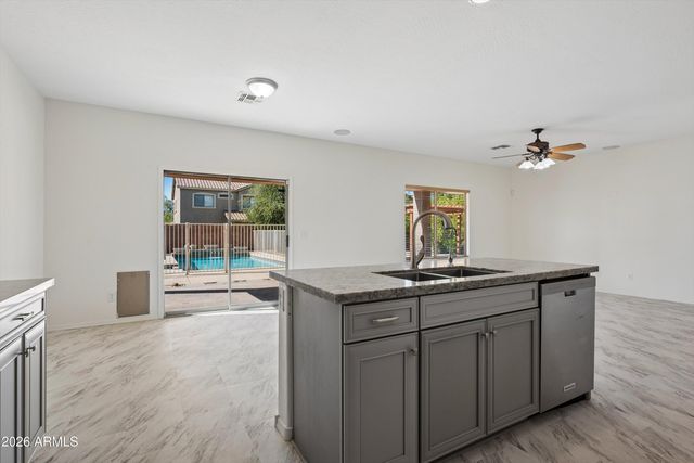 4133 E WESTCHESTER Drive, Chandler, AZ 85249