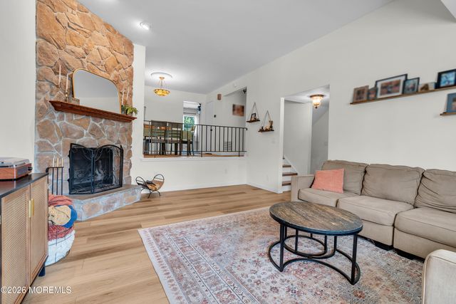 367 Middlewood Road, Middletown, NJ 07748