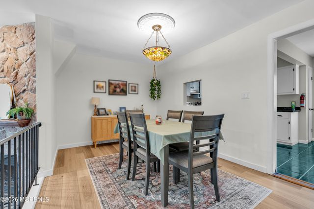 367 Middlewood Road, Middletown, NJ 07748