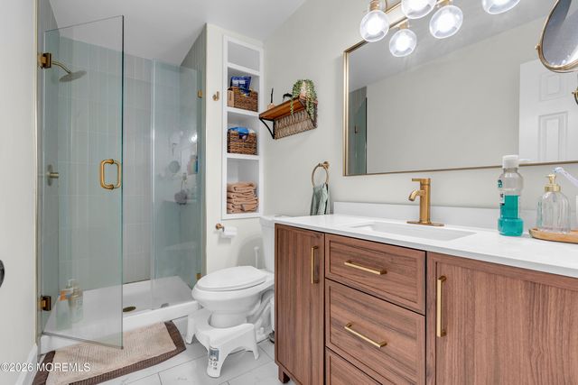 367 Middlewood Road, Middletown, NJ 07748